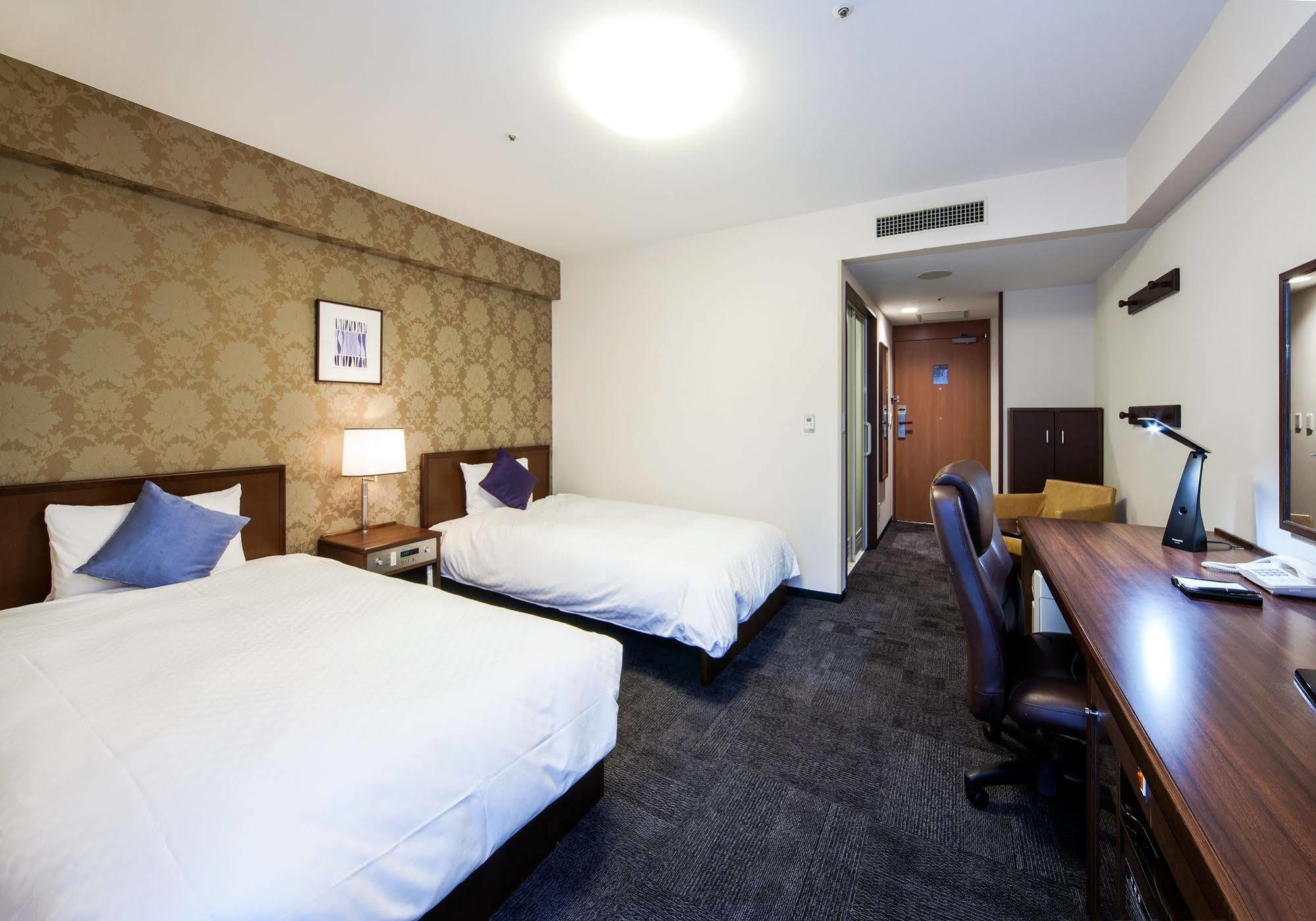 Daiwa Roynet Hotel Kobe Sannomiya Экстерьер фото