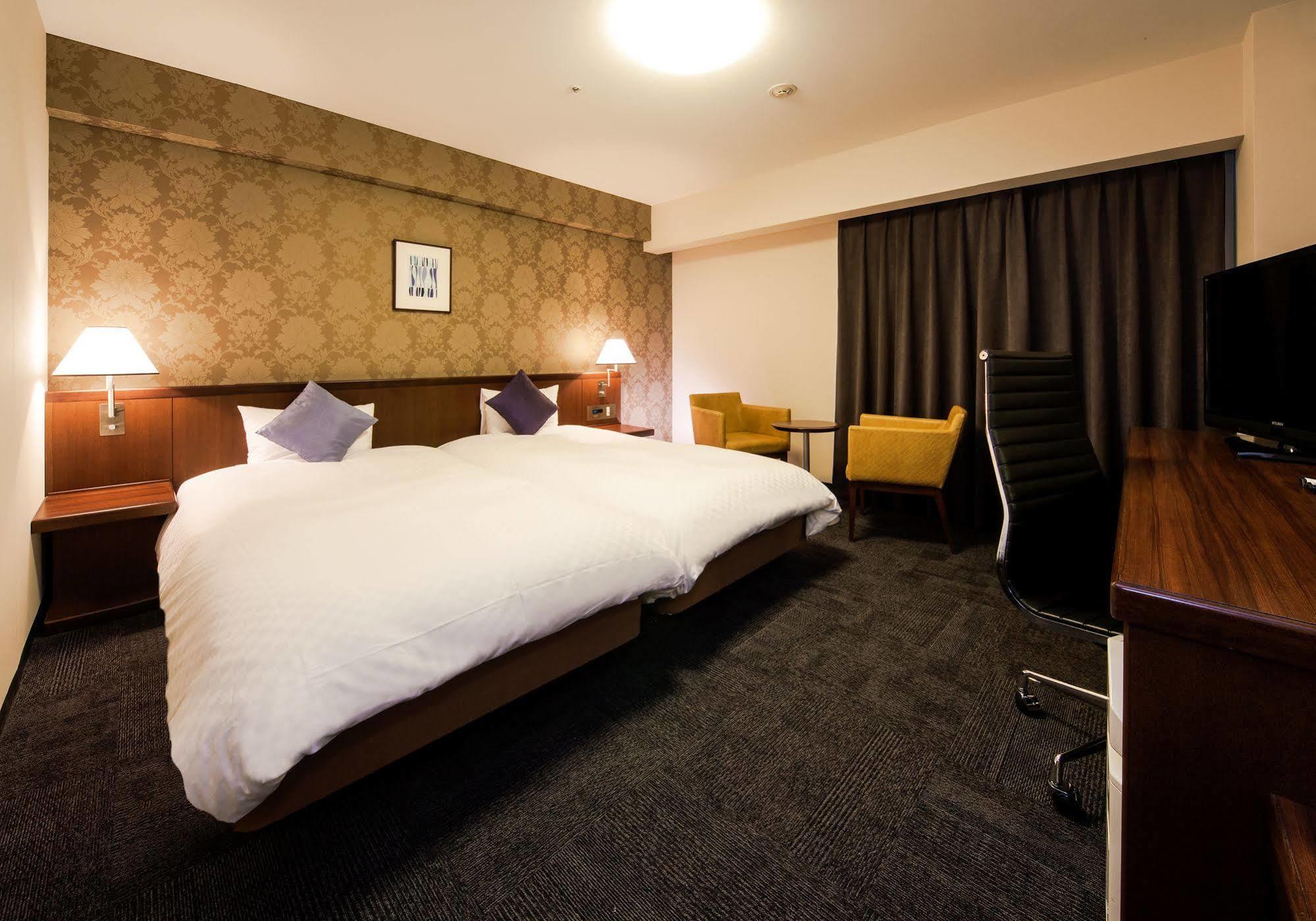 Daiwa Roynet Hotel Kobe Sannomiya Экстерьер фото